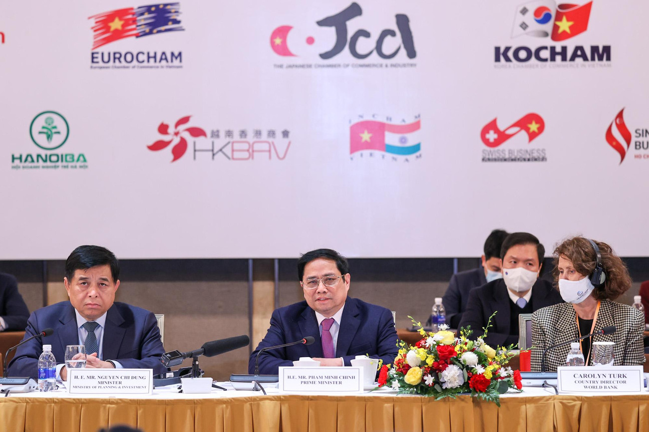 Thay mặt lãnh đạo Đảng, Nhà nước Việt Nam, Thủ tướng bày tỏ trân trọng cảm ơn sự giúp đỡ quý báu của bạn bè, đối tác quốc tế, các doanh nghiệp, nhà đầu tư với Việt Nam thời gian qua. Ảnh: VGP/Nhật Bắc