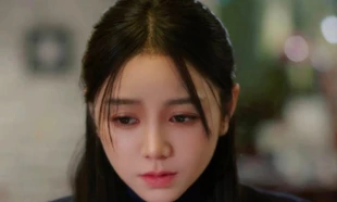 Chiếc quần jeans của Quỳnh Kool gây tranh luận