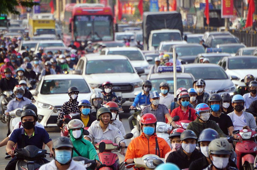 Cửa ngõ Thủ đô kẹt cứng trước kỳ nghỉ lễ 30/4