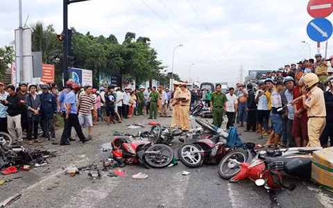 21 người chết vì tai nạn trong ngày mồng 2 Tết