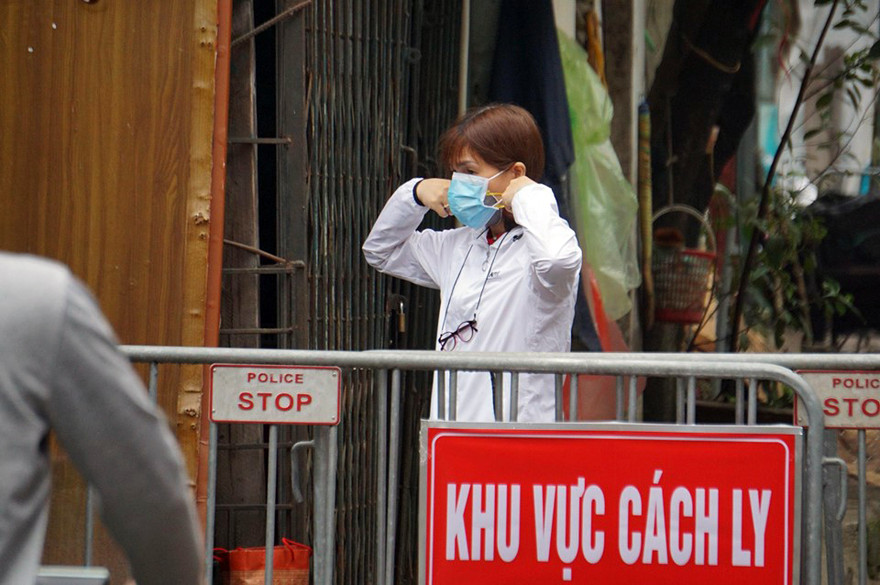 Quảng Ninh thu phí cách ly, điều trị với 9.627 trường hợp nhập cảnh 