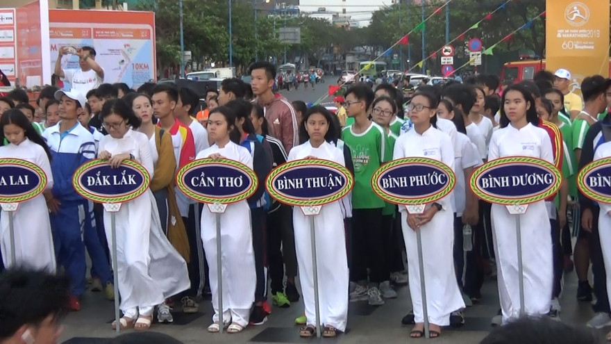 Tiền Phong Marathon 2019 diễn ra vào sáng 24/3.