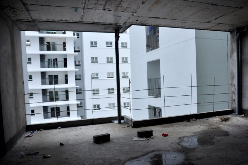 Nhiều chuyên gia cho rằng, mất nhiều phí 'bôi trơn' để xin giấy phép. Ảnh minh họa