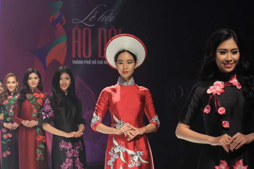 Đêm bế mạc với chủ đề “Áo dài Việt Nam - Hội tụ và thăng hoa” 