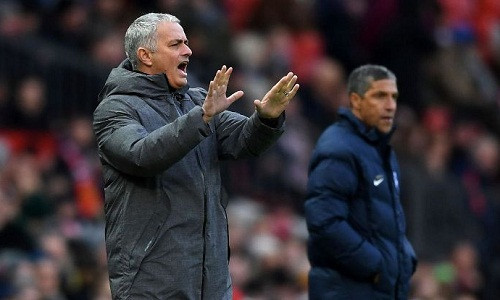 M.U thắng nhọc, Mourinho lớn tiếng chê học trò