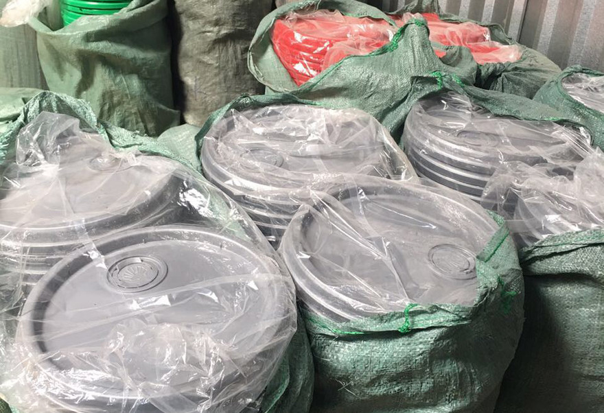 Đường dây sản xuất hàng chục nghìn lít dầu nhớt giả