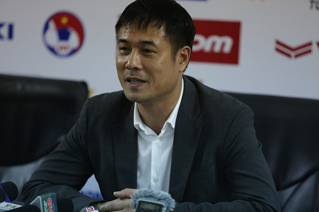 HLV Hữu Thắng hết lời ngợi ca Công Phượng 