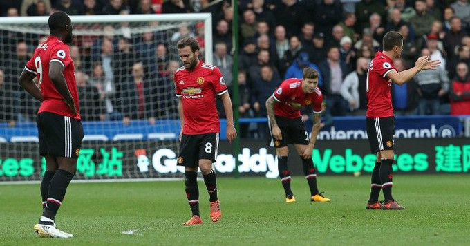 M.U cần nhanh chóng lấy lại phong độ bởi thời gian tới, họ sẽ phải đối mặt với lịch thi đấu dày đặc