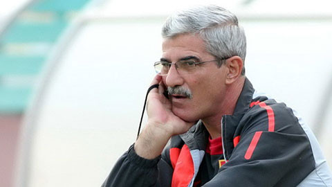 Rộ tin HLV Calisto trở lại dẫn dắt Long An