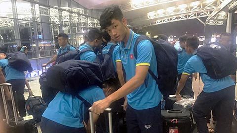 Tuyển U20 Việt Nam tới Đức sau 16 tiếng 'hành quân'