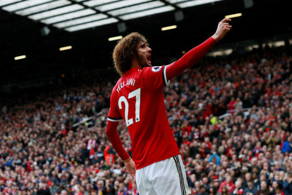 Fellaini lập cú đúp bàn thắng cho M.U