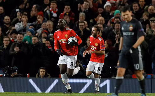 Lukaku mở màn cho cuộc lội ngược dòng thần tốc của Man Utd. 