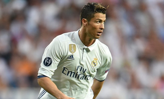 Ronaldo khẳng định không muốn rời khỏi Real Madrid 