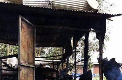 Ngôi nhà bị cháy khi cháu bé ở trong nhà. Ảnh: BH.Y