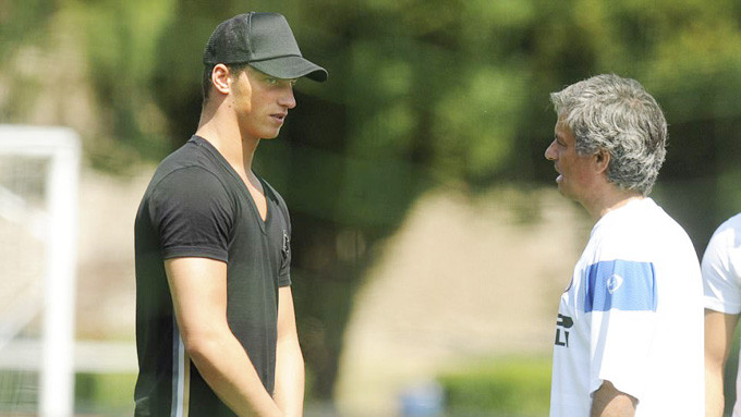 Mourinho mất oan đồng hồ xịn vì trò cũ