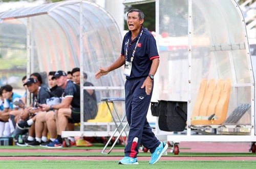 HLV Mai Đức Chung cho rằng cơ hội vẫn chia đều cho Việt Nam và Thái Lan. 