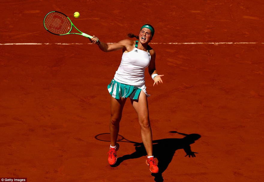 Ostapenko đi vào lịch sử với chức vô địch tại Roland Garros năm nay. Ảnh: Reuters.