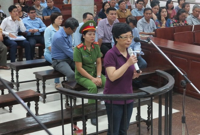 Châu Thị Thu Nga tại phiên tòa diễn ra vào đầu tháng 10 vưa qua.