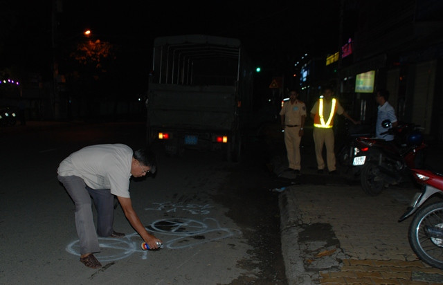 Công an đang khám nghiệm hiện trường, làm rõ vụ việc