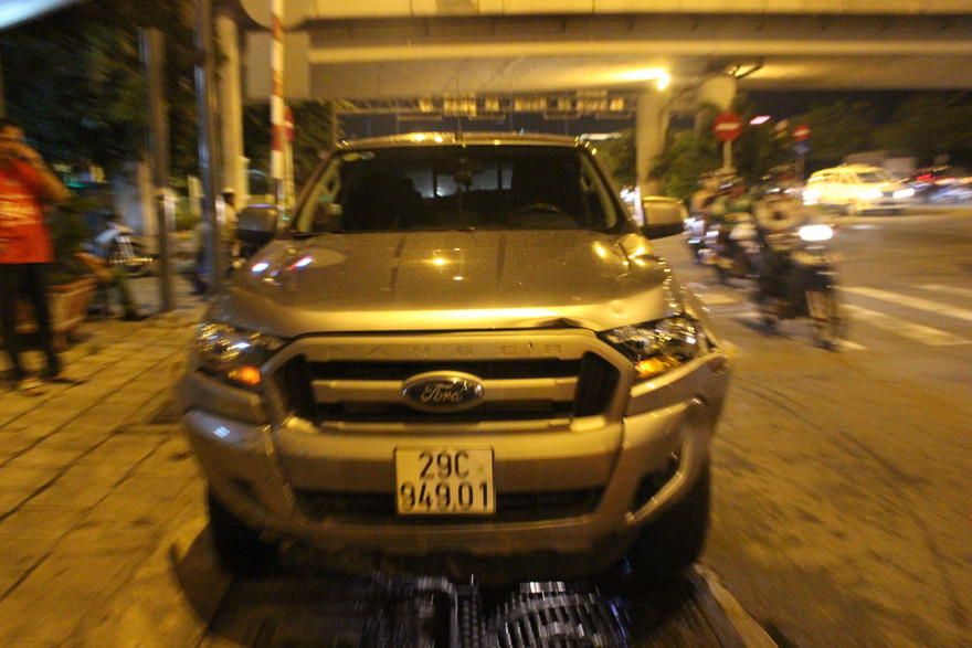 Chiếc ô tô gây tai nạn