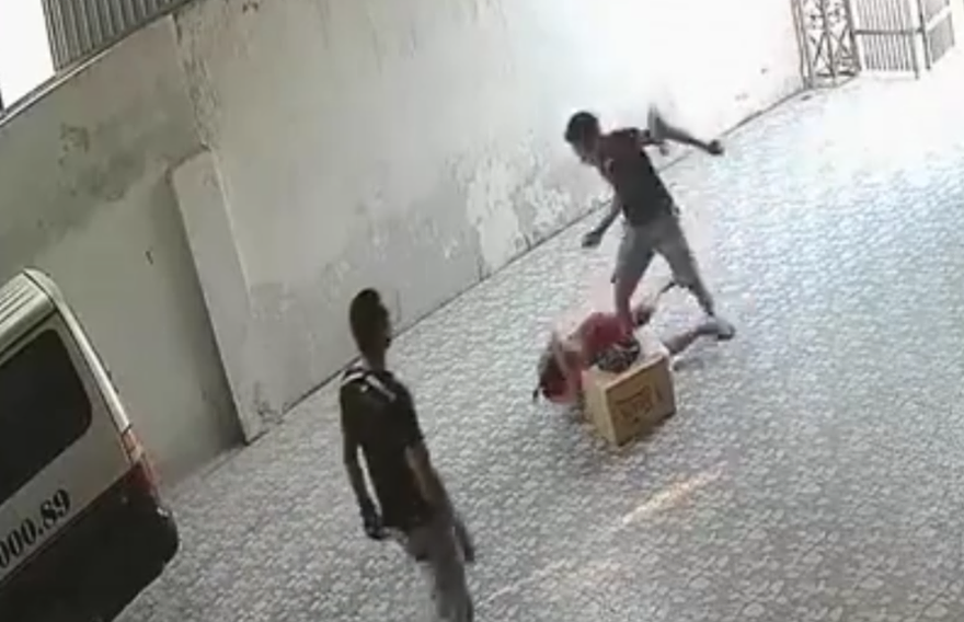 Hiện trường vụ việc (ảnh cắt từ clip).