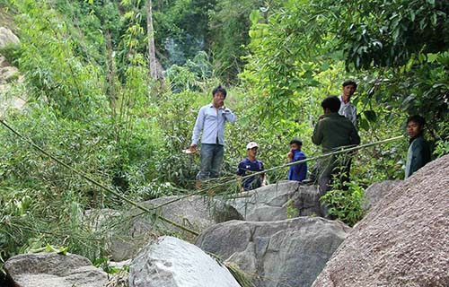 Hiện trường nơi phát hiện thi thể bà Miên chiều nay. Ảnh: Nguyễn Cường. 