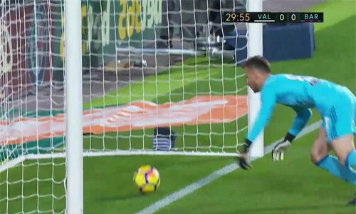 Nhà cái công nhận bàn của Messi, trả tiền cho người đặt cược