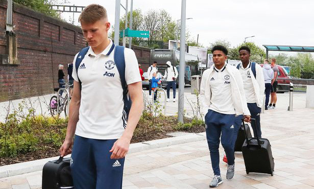 Ba cầu thủ Scott McTominay, Demetri Mitchell và Matthew Olosunde được đăng ký thi đấu ở trận gặp Arsenal