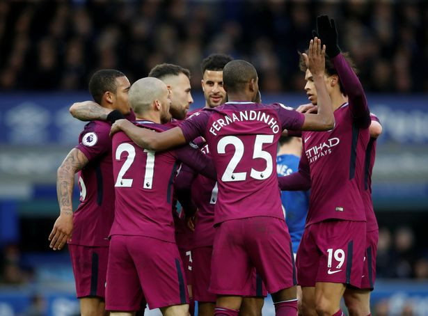 Man City vô địch Ngoại hạng Anh ngay trước mặt M.U?