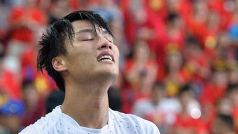 Mạc Hồng Quân mất điểm trước HLV Park Hang Seo