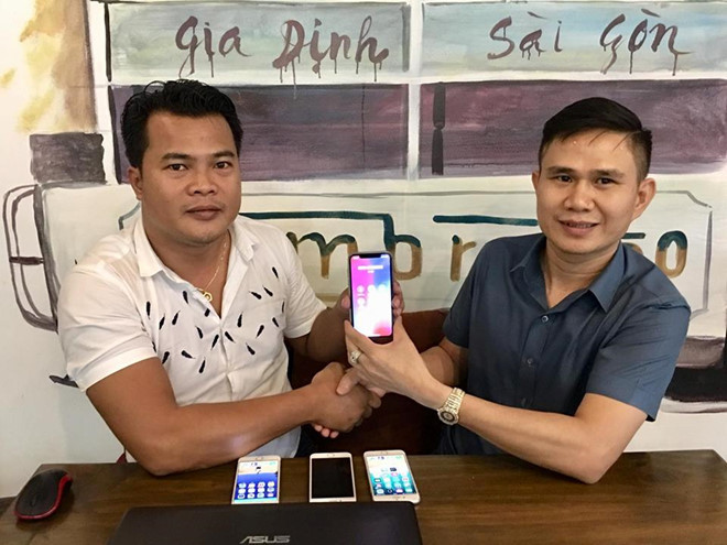 Ông Tài và ông Phương vừa giao dịch SIM 0909999999 với giá 23 tỷ đồng. Ảnh: Facebook nhân vật. 