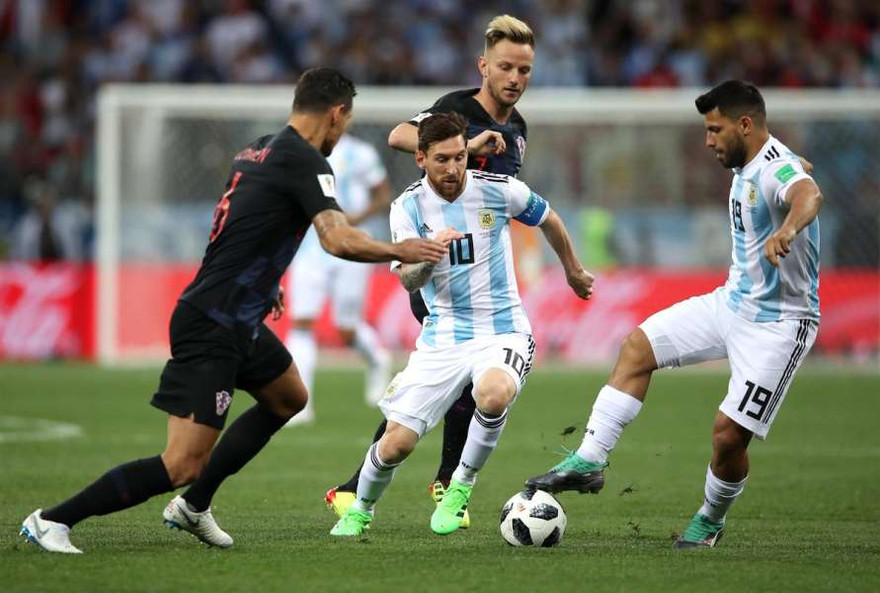 MÁCH NƯỚC WORLD CUP: Lại tin vào 'mưa gôn'