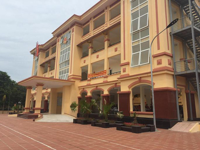 Trụ sở UBND xã Duyên Hà, nơi cán bộ xã bút phê vào tờ khai lý lịch của tân sinh viên. Ảnh: Vnexpress.