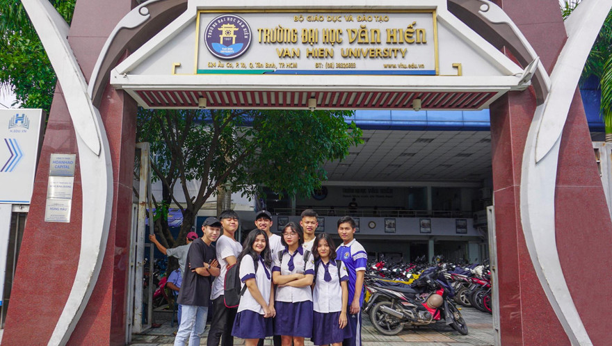 Trường ĐH Văn Hiến công bố điểm chuẩn trúng tuyển