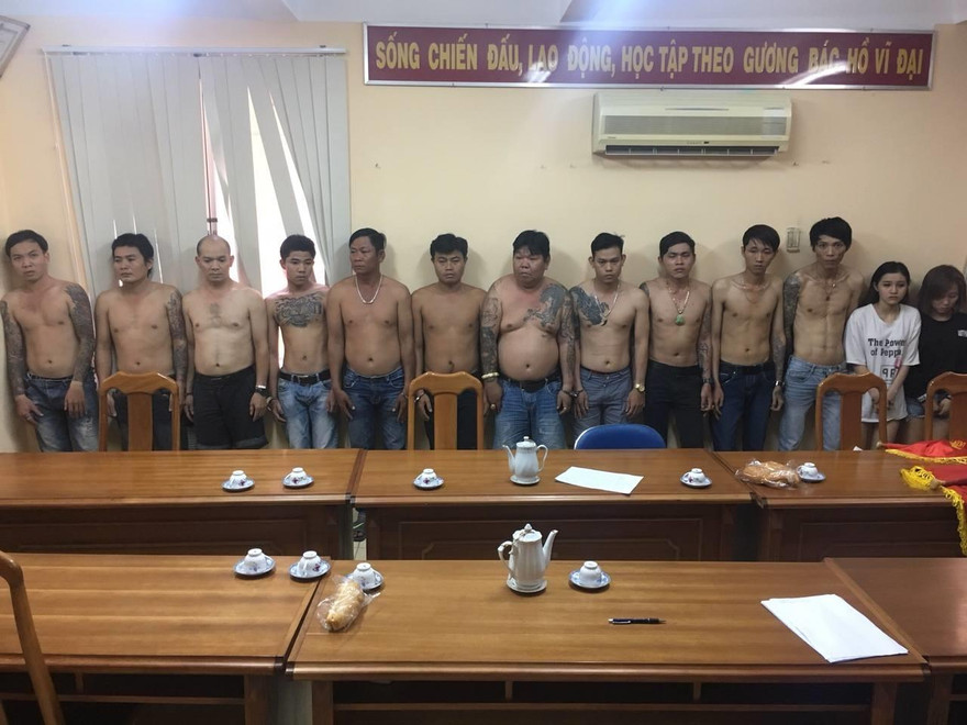 Băng nhóm chuyên dàn cảnh cướp tài sản bị bắt.