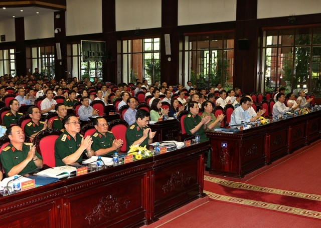 Các đại biểu dự hội nghị