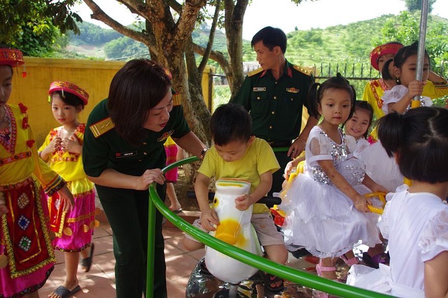 Xây dựng gia đình quân nhân hạnh phúc