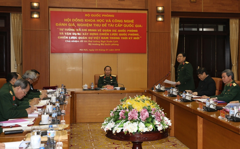 Vận dụng tư tưởng Hồ Chí Minh về quân sự, quốc phòng