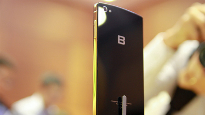 Bphone mạ vàng sẽ có một số thay đổi về thiết kế