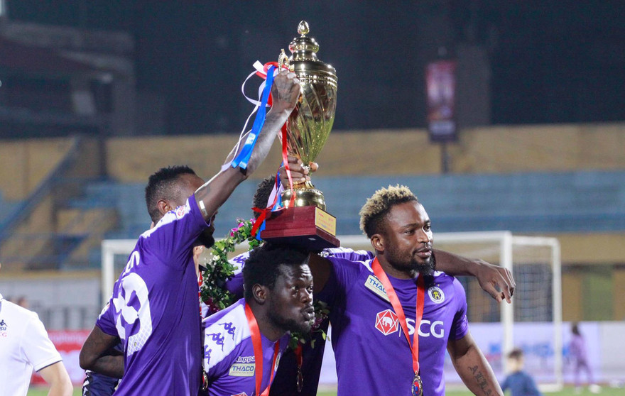 CLB đoạt Siêu cúp Quốc gia-cúp THACO 2018. Ảnh: Duy Phạm