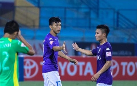 Đương kim vô địch V-League đối mặt với nỗi lo quá tải