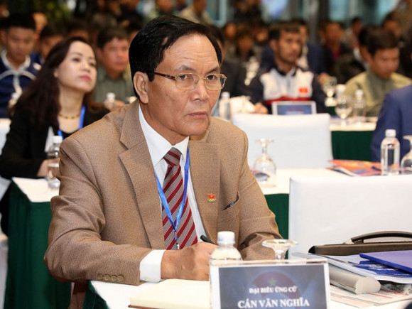 Ông Cấn Văn Nghĩa 