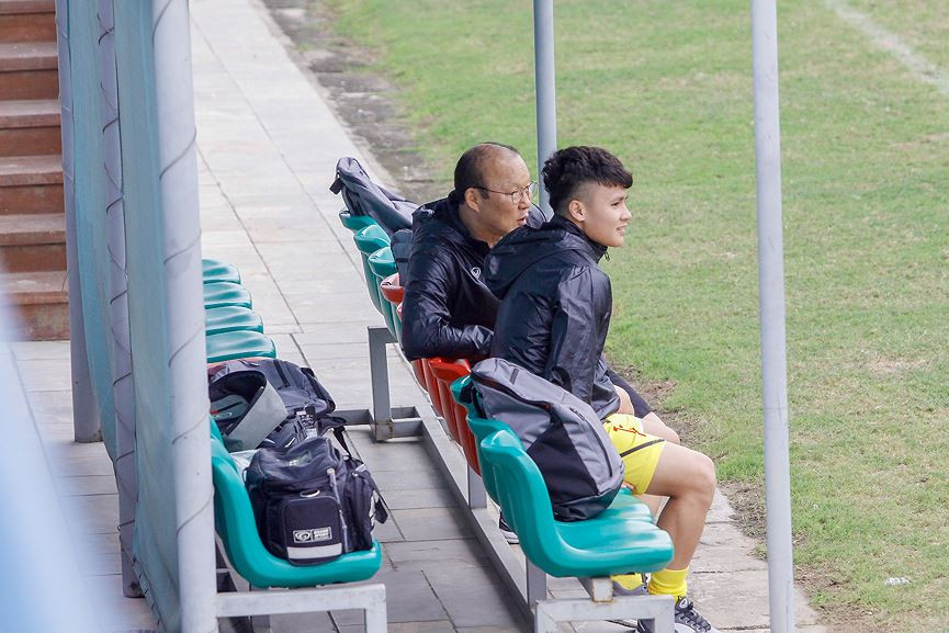 HLV Park Hang Seo và Quang Hải