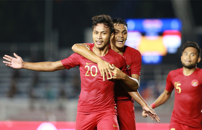 Osvaldo mừng bàn nhân đôi cách biệt cho Indonesia. Ảnh: Vnexpress