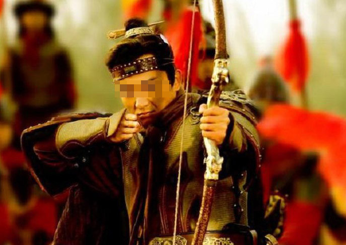 Ai là sát thủ phóng tiễn hại Tiều Cái?