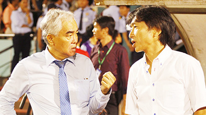 Ngay ở VFF, vẫn có những quan điểm trái chiều xung quanh công việc của HLV Miura. Ảnh: Nguyễn Đình