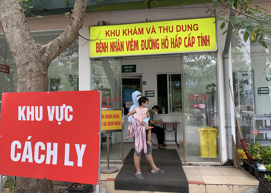 Bệnh viện ở Hà Nội đề phòng lây nhiễm COVID-19 thế nào?