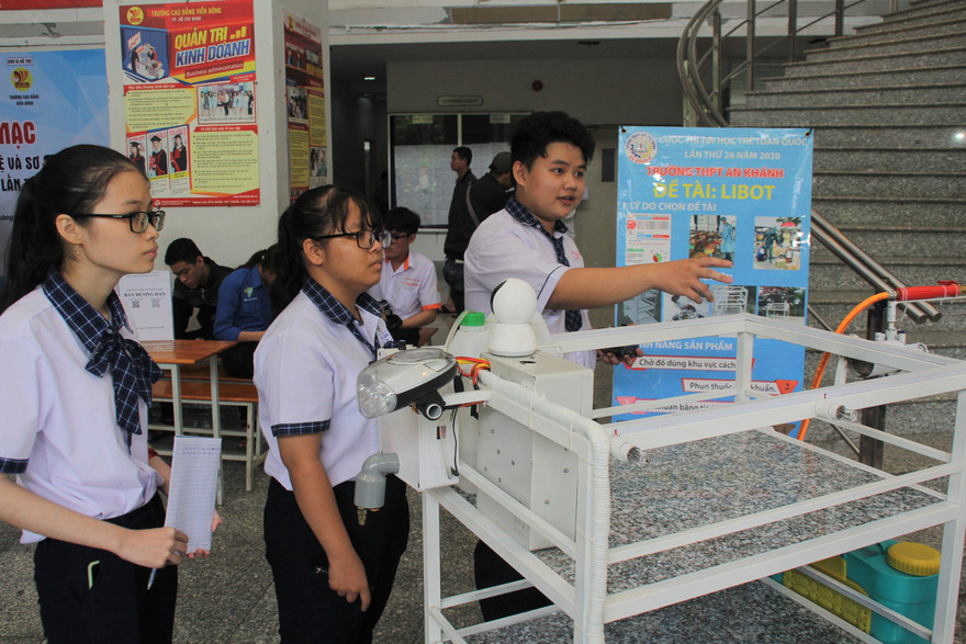 Nhiều sản phẩm phục vụ đời sống tranh tài Hội thi Tin học trẻ toàn quốc 