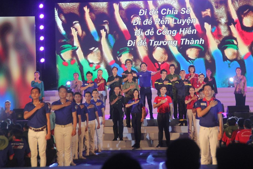 Thành đoàn TPHCM: 25 năm lớn mạnh phong trào thanh niên tình nguyện hè