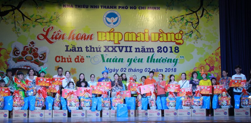 Hơn 500 em nhỏ chung vui trong Liên hoan 'Búp mai vàng' 2018